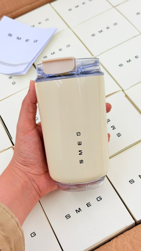 ماگ اسمگ در سه رنگ