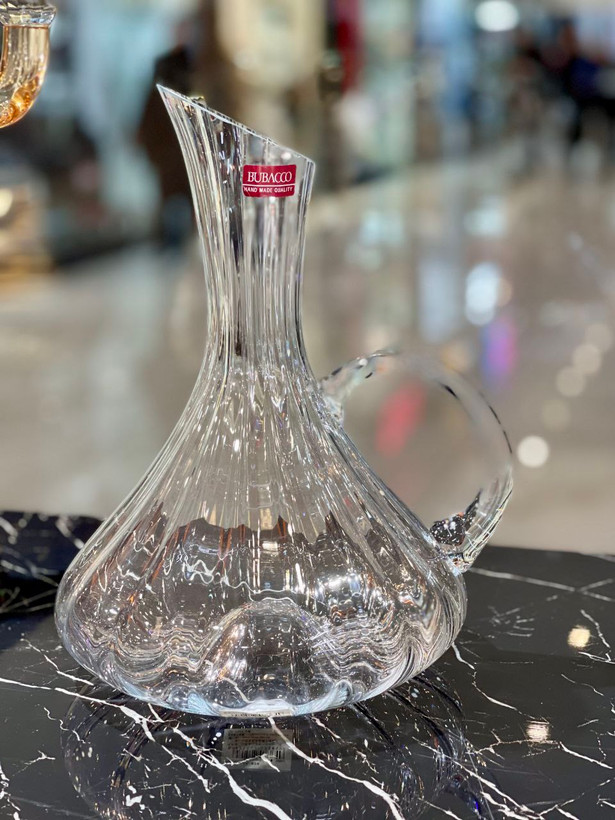 پارچ کف پهن شیاردار