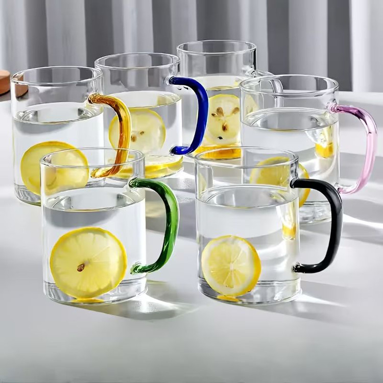 فنجان دسته رنگی چای و قهوه